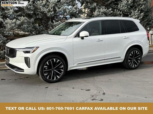 2025 Volvo XC90 B5 Plus 7-Seater