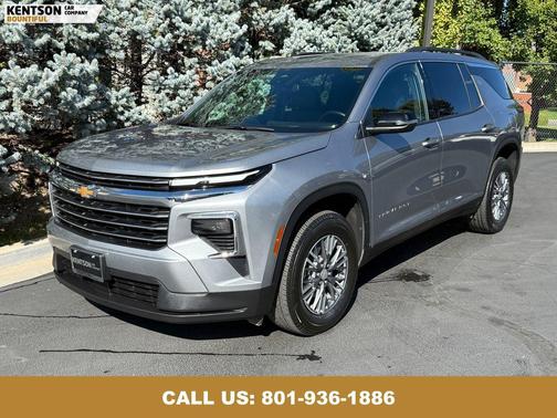 2025 Chevrolet Traverse LT