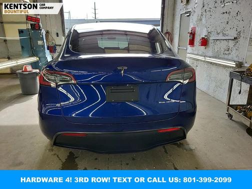 Deep Blue Metallic 2023 Tesla Model Y Long Range Dual Motor All-Wheel Drive