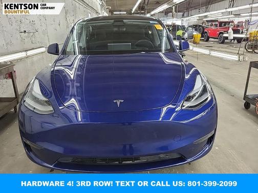 Deep Blue Metallic 2023 Tesla Model Y Long Range Dual Motor All-Wheel Drive