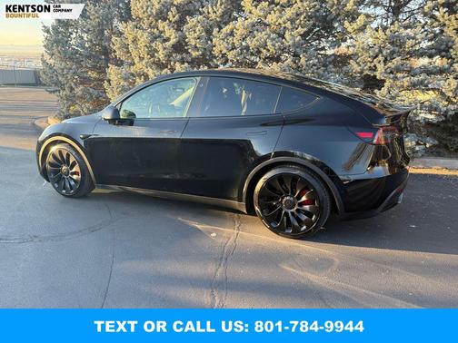 2022 Tesla Model Y Performance Dual Motor All-Wheel Drive