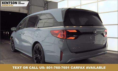 Sonic Gray Pearl 2025 Honda Odyssey Sport-L