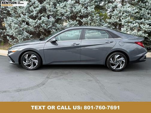 2025 Hyundai ELANTRA SEL