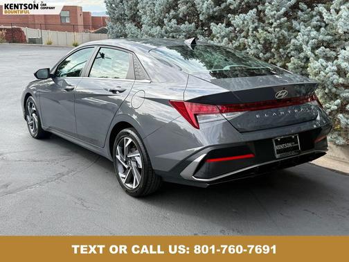 2025 Hyundai ELANTRA SEL