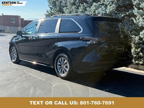 2024 Toyota Sienna XLE
