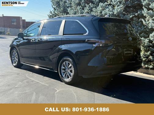 2024 Toyota Sienna XLE