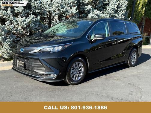 2024 Toyota Sienna XLE