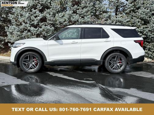 White Metallic 2025 Ford Explorer ST-Line