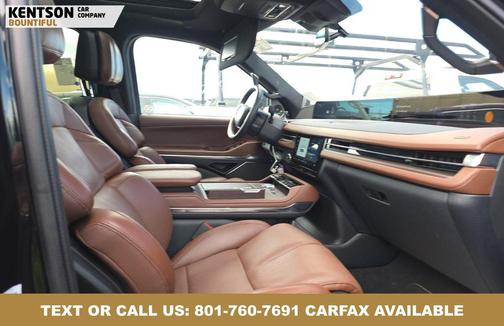 Black Metallic 2025 Lincoln Navigator Reserve