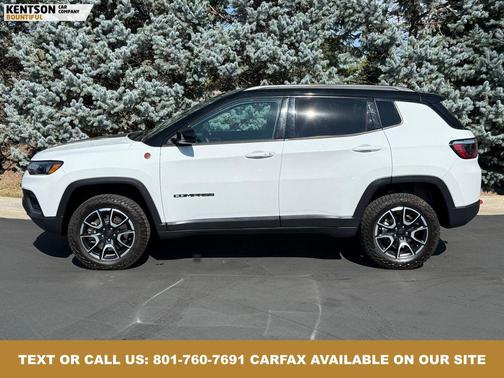 2024 Jeep Compass Trailhawk