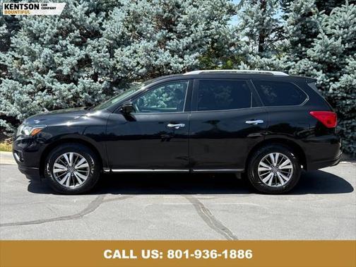 2019 Nissan Pathfinder SL