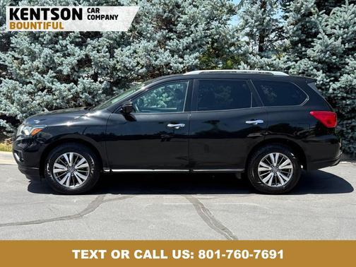 2019 Nissan Pathfinder SL