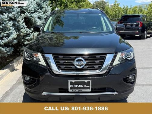 2019 Nissan Pathfinder SL