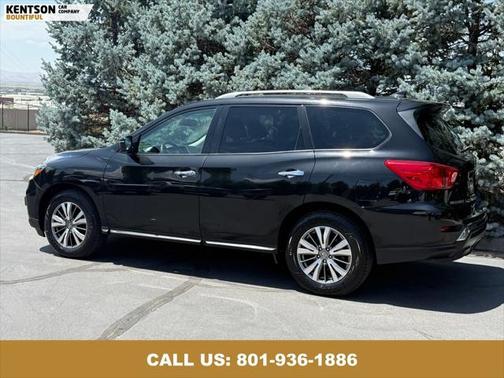 2019 Nissan Pathfinder SL