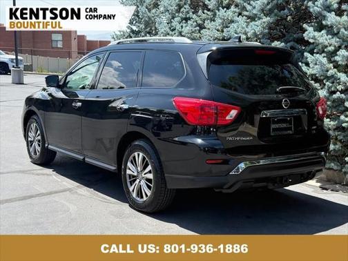 2019 Nissan Pathfinder SL