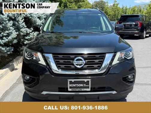 2019 Nissan Pathfinder SL