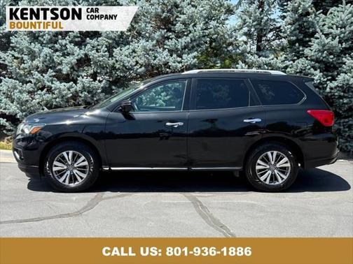 2019 Nissan Pathfinder SL