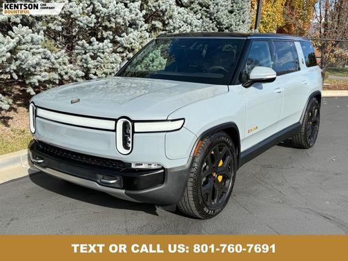2022 Rivian R1S Launch Edition