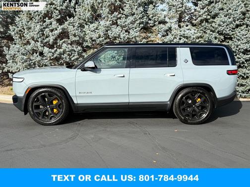 2022 Rivian R1S Launch Edition