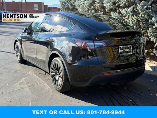 2022 Tesla Model Y Long Range Dual Motor All-Wheel Drive