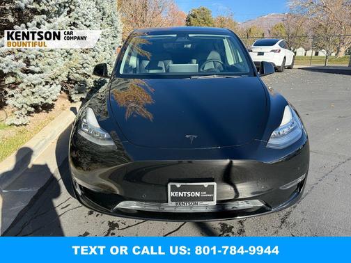 2022 Tesla Model Y Long Range Dual Motor All-Wheel Drive