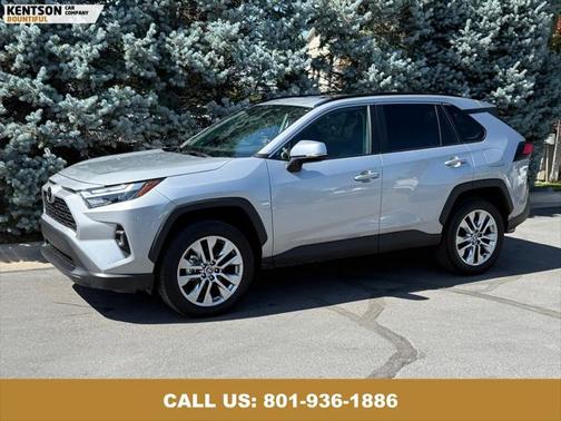 2025 Toyota RAV4 XLE Premium