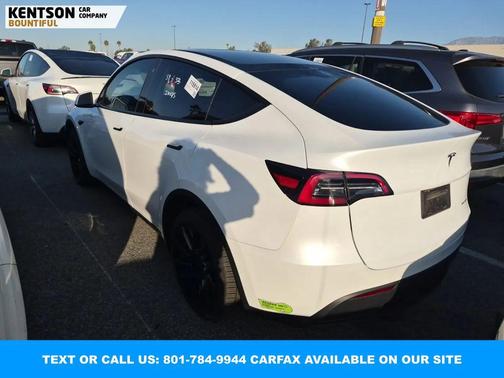 2023 Tesla Model Y Long Range Dual Motor All-Wheel Drive