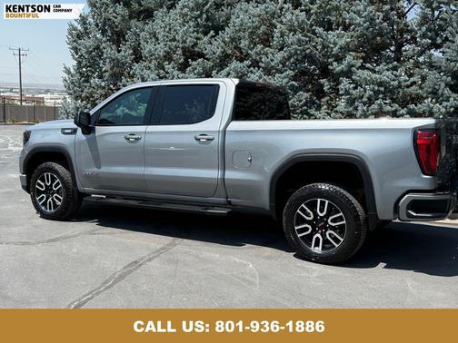 2024 GMC Sierra 1500 AT4