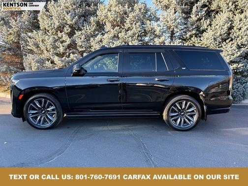 2023 Cadillac Escalade Sport