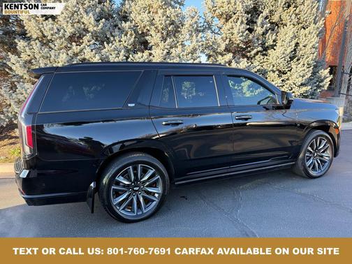 2023 Cadillac Escalade Sport