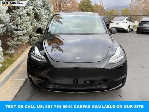 2022 Tesla Model Y Long Range Dual Motor All-Wheel Drive