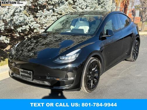 2022 Tesla Model Y Long Range Dual Motor All-Wheel Drive