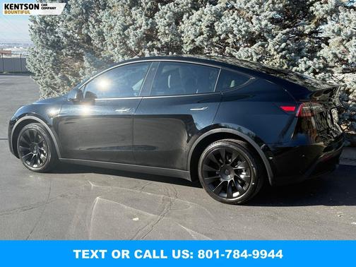 2022 Tesla Model Y Long Range Dual Motor All-Wheel Drive