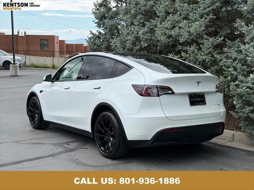2022 Tesla Model Y Long Range Dual Motor All-Wheel Drive