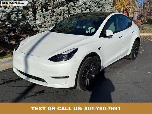 2023 Tesla Model Y Long Range Dual Motor All-Wheel Drive