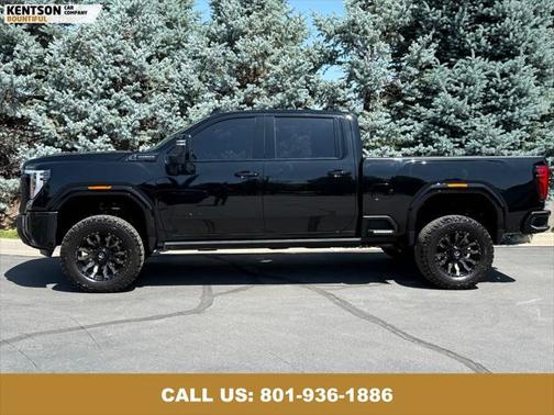 2025 GMC Sierra 3500 Denali
