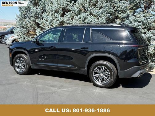 2024 Chevrolet Traverse LT