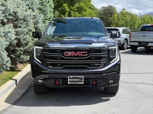 2022 GMC Sierra 2500 AT4