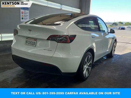 2023 Tesla Model Y Long Range Dual Motor All-Wheel Drive