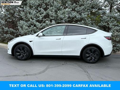 Pearl White Multi-Coat 2025 Tesla Model Y Long Range Dual Motor All-Wheel Drive