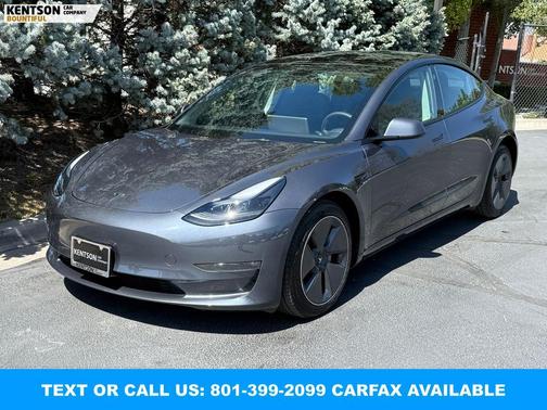 Gray 2023 Tesla Model 3 Long Range