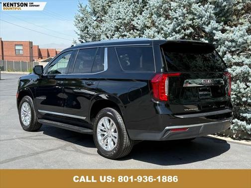 2023 GMC Yukon SLT