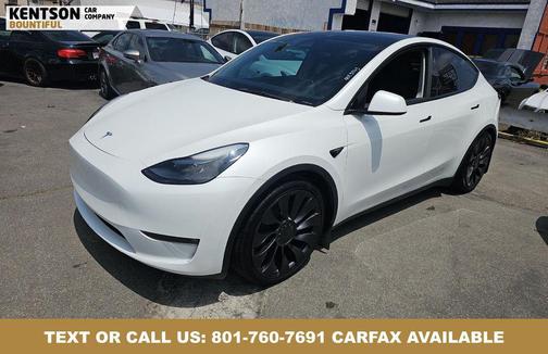 Pearl White Multi-Coat 2023 Tesla Model Y Performance Dual Motor All-Wheel Drive