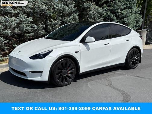 Pearl White Multi-Coat 2023 Tesla Model Y Performance Dual Motor All-Wheel Drive