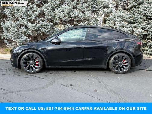 2022 Tesla Model Y Performance Dual Motor All-Wheel Drive