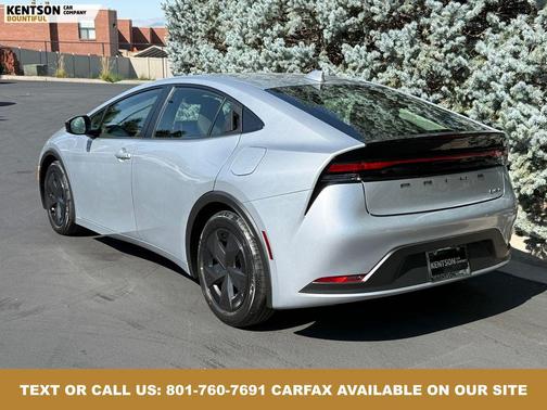 2024 Toyota Prius LE