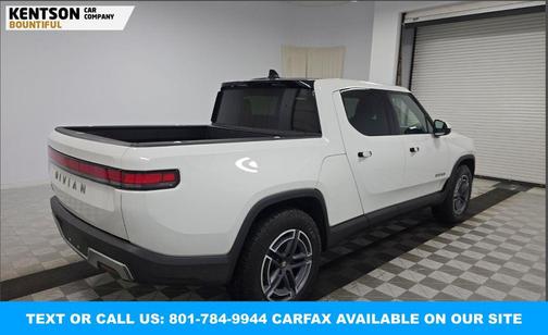 2025 Rivian R1T Adventure