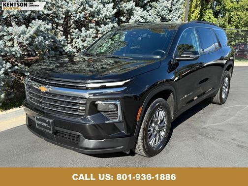 2025 Chevrolet Traverse LT