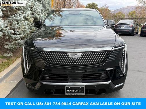 2025 Cadillac Escalade IQ Sport 2