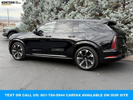 2025 Cadillac Escalade IQ Sport 2